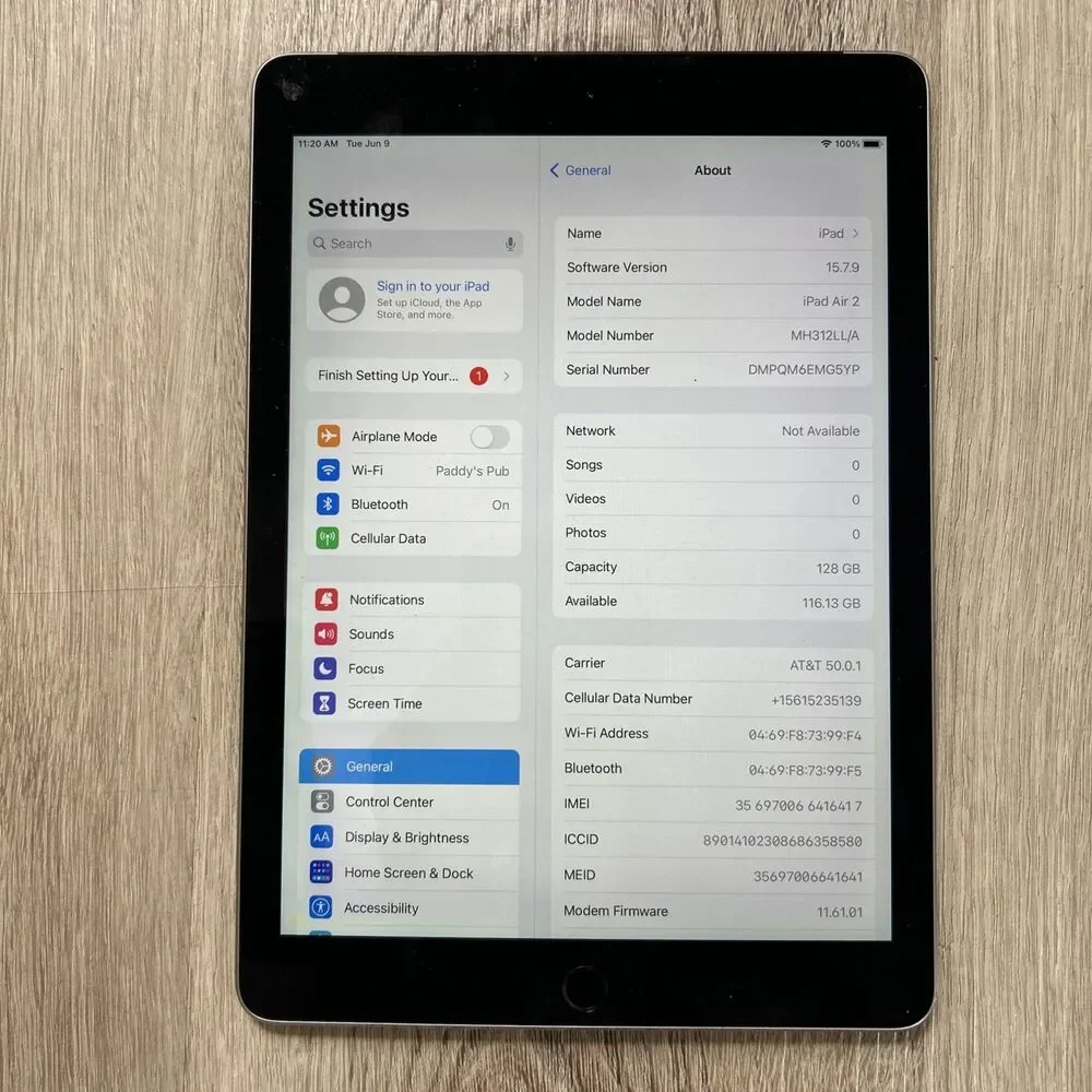 Apple iPad Air 2nd Gen A1567 9.7